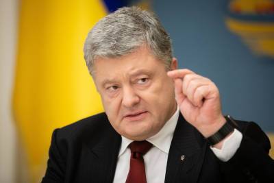 На Украине в четвертый раз закрыли дело о коррупционной схеме времен Порошенко