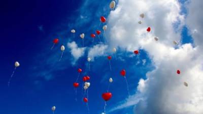 Минобр попросил не запускать воздушные шары на праздниках