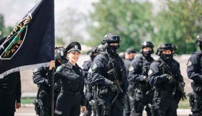 Украинские патрульные завершили курс по подготовке тактических групп патрульной полиции