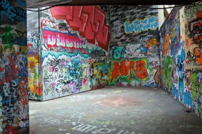 В Петербурге поставят легальную стену для граффити