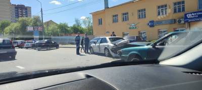 В Смоленске на Крупской столкнулись четыре машины