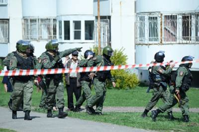 Расследование дела о нападении на школу в Казани поручили новому руководителю