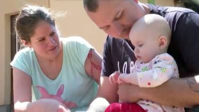 Заразившаяся коронавирусом венгерка вышла из комы и узнала, что стала матерью