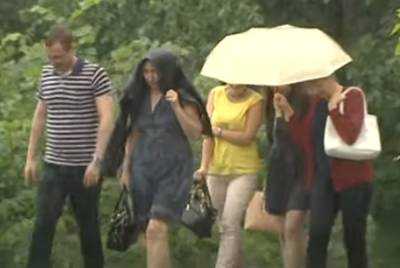 Атмосферный фронт накроет дождями и грозами часть Украины: синоптики рассказали о погоде до конца мая