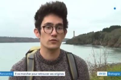 22-летний француз идет пешком в Астрахань на поиски родных