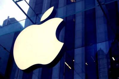 "Владелец iPhone становится рабом компании": Дуров обрушился с критикой на Apple