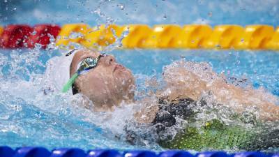 Каменева завоевала бронзу ЧЕ в повторном заплыве на 100 м на спине