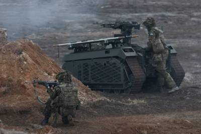 Эстонские военные провели испытания боевых роботов-осведомителей