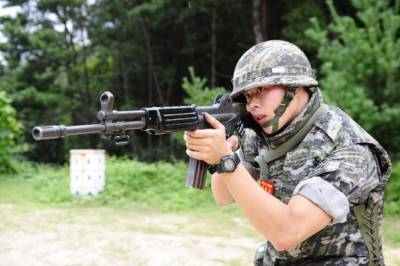 Винтовку К2 южнокорейской армии назвали «гибридом российского АК-47 и американской М-16»