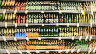 Очередь за разливным: в жаркую погоду резко выросли продажи пива