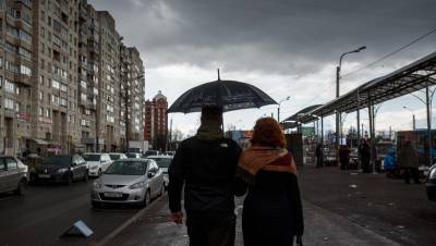 Прохладно, местами дожди: Петербург вернулся к климатической норме