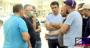 Сотрудники завода "Набеглави" провели акцию протеста в Тбилиси