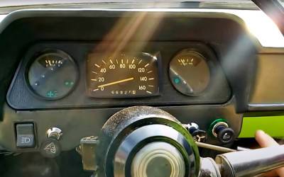 "Капсула времени": в Украине наткнулись на ЗАЗ-968М 90-х годов в идеальном состоянии – "прошел" всего 81 км