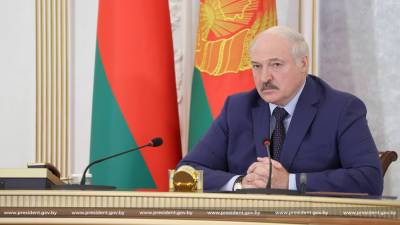 Лукашенко созвонился с главой Азербайджана Алиевым