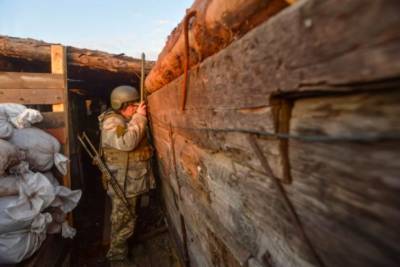 В районе проведения ООС снайпер ранил украинского военного