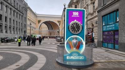 Стало известно, когда Петербург украсят символикой Евро-2020