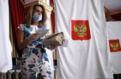 Профсоюз попросил «Единую Россию» не принуждать учителей к голосованию