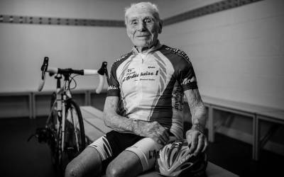 Во Франции умер самый пожилой велогонщик в мире