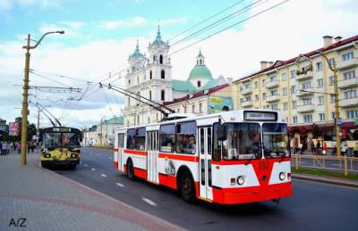 «Читающий троллейбус» прокатит гродненцев от парка Жилибера до Советской площади