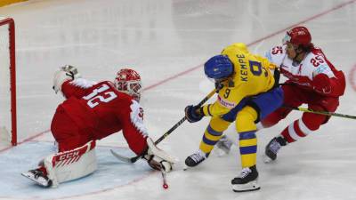 Сборная Швеции по хоккею сенсационно уступила Дании на ЧМ в Риге