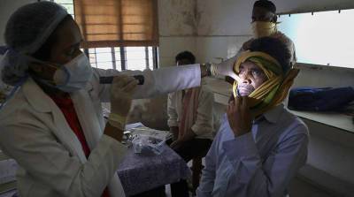 В Нью-Дели выявили почти 200 больных "черной плесенью"