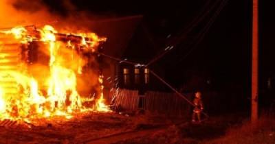 В России во время пожара заживо сгорела большая семья с детьми