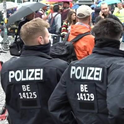 Нелегальная демонстрация была остановлена в Берлине