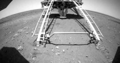 Китайский марсоход “Чжуронг” впервые спустился на поверхность Марса