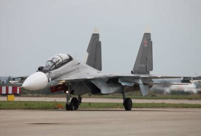 В Крыму двое пилотов стоящего на земле Су-30СМ катапультировались из самолета