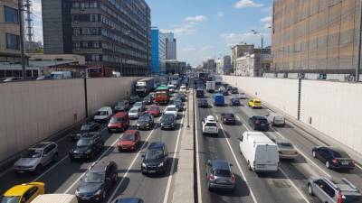 Жуткое ДТП с участием трех автомобилей произошло на юго-западе Москвы
