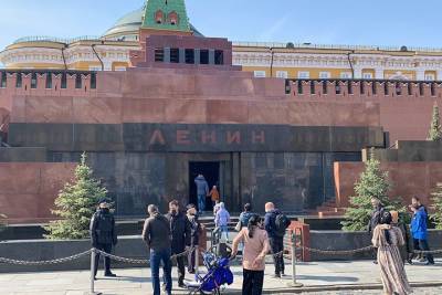 Мавзолей Ленина и Некрополь возле Кремля в Москве закроют для посетителей 23 мая