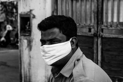 Эксперт рассказал, почему в Индии удаляют глаза зараженным «черной плесенью»