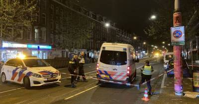 В Амстердаме мужчина на улице зарезал человека и ранил еще четверых