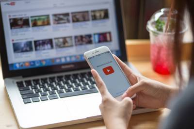 Google начнет удерживать с Youtube-каналов налоги с доходов от просмотров в США