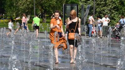 В Дзержинске запустили музыкальный фонтан «Торнадо»