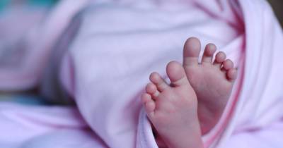 В Полтавской области младенец получил ожоги ног кипятком