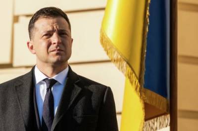 Зеленский объяснил, кому из украинцев поднимут налоги