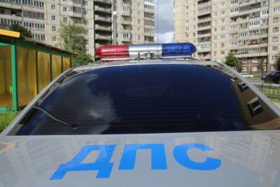 В Василеостровском районе девушка попала в больницу после ДТП