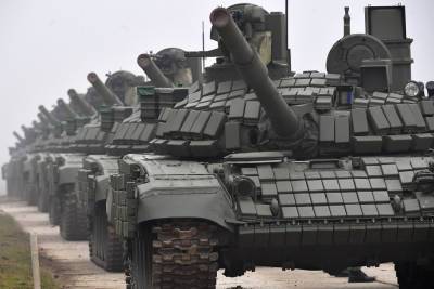 Россия передала Сербии танки и бронетранспортеры