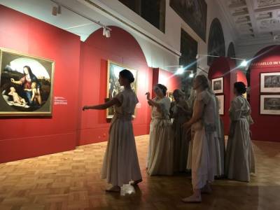 Звуки вокруг нас: тысячи петербуржцев посетили «Ночь музеев»
