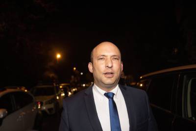 Беннет объявил правительство Нетанияху «национальным позором» и призвал не допустить выборов