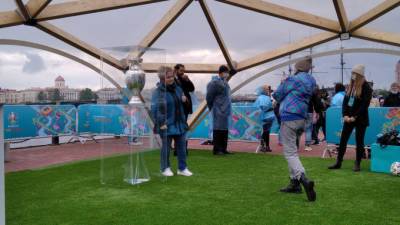 На Заячьем острове открылась выставка Кубка Анри Делоне - piter.tv - Санкт-Петербург - Кубок