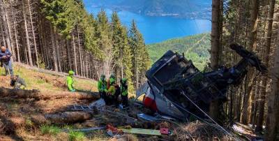 В Италии обрушилась кабина фуникулера на канатной дороге Стреза-Моттароне, погибли 13 человек - ТЕЛЕГРАФ