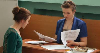 Объединение студентов Латвии просит вузы продлить сроки подачи документов на прием