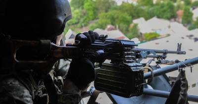 Боевики "накрыли" позиции ВСУ из станковой гранатомета: один боец ранен