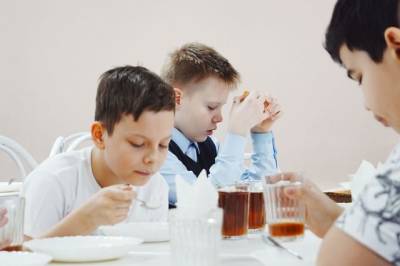 В районе Хабкрая по требованию прокуратуры в школах нормализуют питание