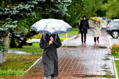 Берите зонтики: сегодня Украину зальет сильными дождями, спасатели предупреждают о непогоде