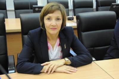 Депутат закса Забайкалья Кириллова отказалась комментировать возможное лишение мандата