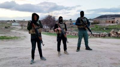 «Охотники за ИГ*» провели в Сирии учения по ликвидации базы условных террористов