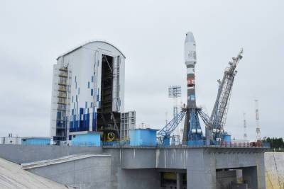 С космодрома «Восточный» произведут запуск ракеты Союз 2.1б, ее установили на стартовом столе - apral.ru